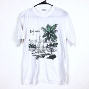 Vintage Bahamas graphic crewneck tshirt size medium retro